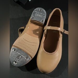 Bloch tap shoes